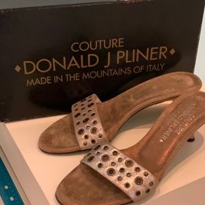 Donald J Pliner Silver Katy kitten heel 6.5 sandal